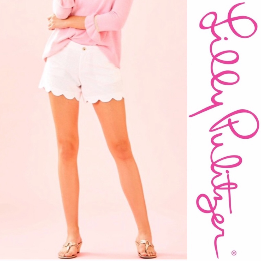 Lilly Pulitzer 5” Buttercup Scallop Hem Shorts
